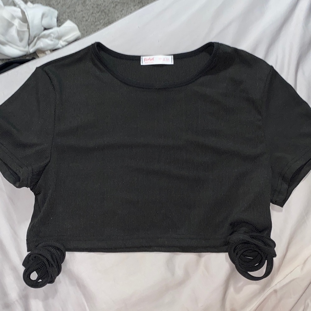 Romwe crop t shirt with strings to wrap around